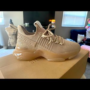 Steve Madden Maxima Blush Sneakers